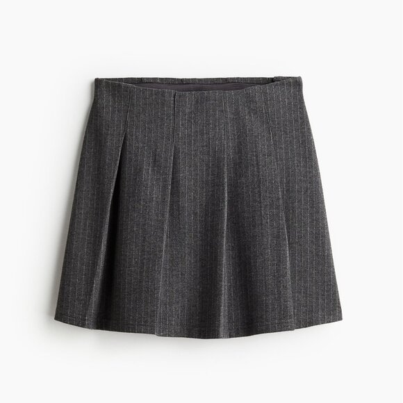 H&M Pleated Jersey Grey stripe skirt NWT - Picture 1 of 6